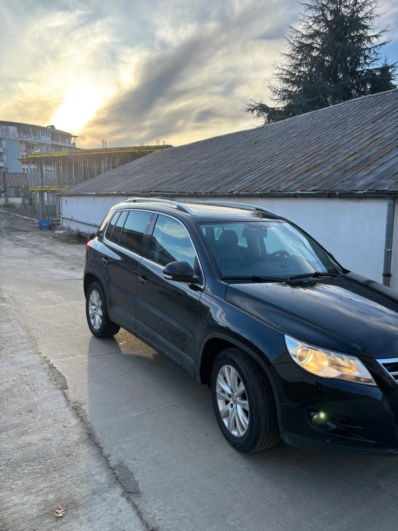 VW Tiguan, снимка 5 - Автомобили и джипове - 53599909