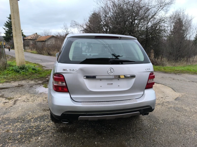 Mercedes-Benz ML 320 3.2CDI на пружини, снимка 6 - Автомобили и джипове - 53306020