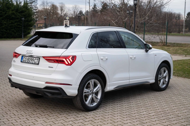 Audi Q3 45TFSI* Quatt* S-Line* Панорама* Matrix, снимка 6 - Автомобили и джипове - 53580907
