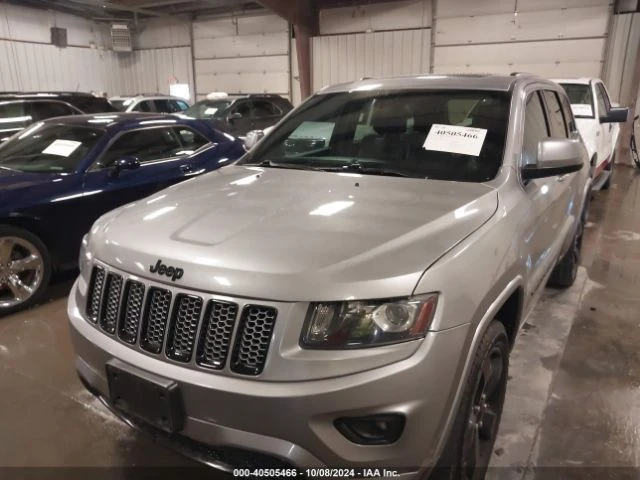 Jeep Grand cherokee ALTITUDE* ПОДГРЕВ* КАМЕРА* КОЖА* КЕЙЛЕС* , снимка 2 - Автомобили и джипове - 47970986