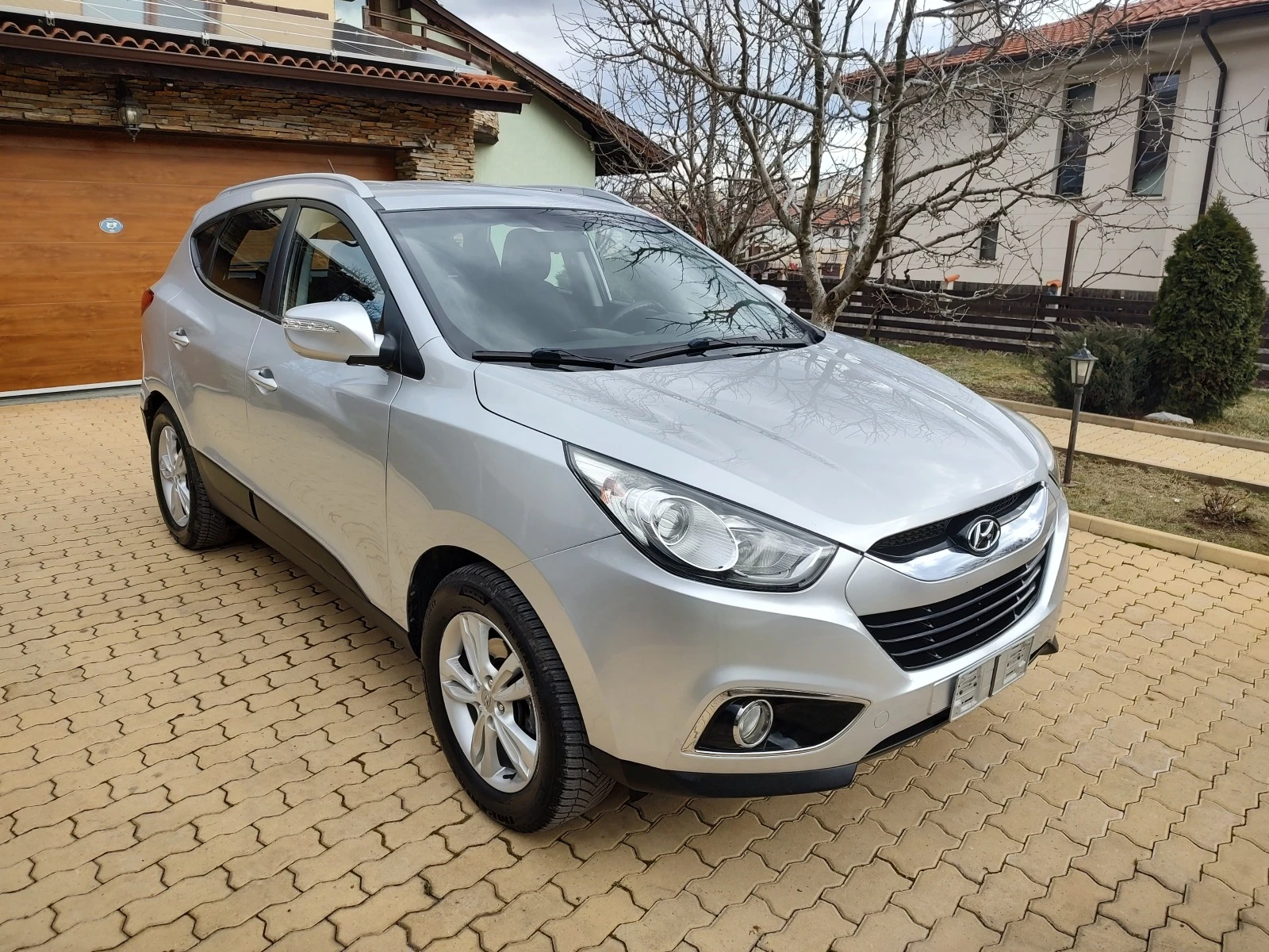 Hyundai IX35 2.0-4x4-ГАЗ - изображение 3