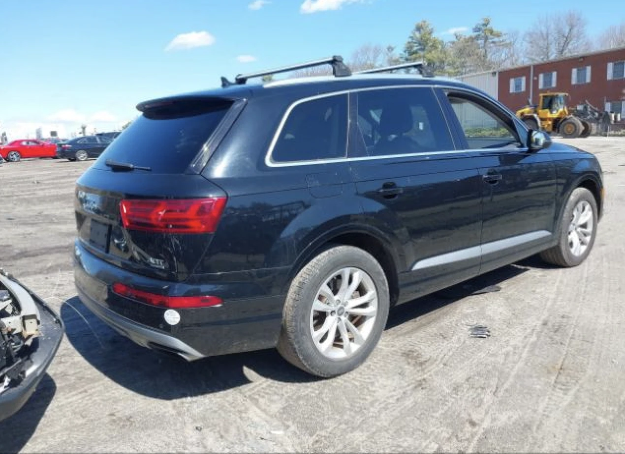 Audi Q7 KEYLESS* ПОДГРЕВ* ПАНОРАМА* МЪРТВА ТОЧКА*  - изображение 6