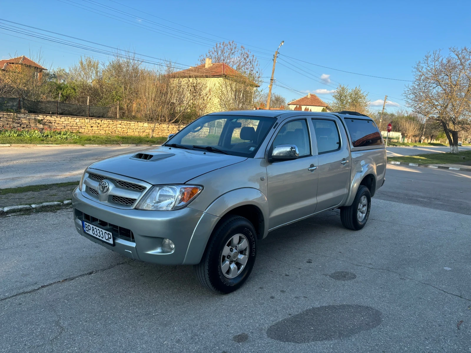 Toyota Hilux 2.5 D4D - изображение 2