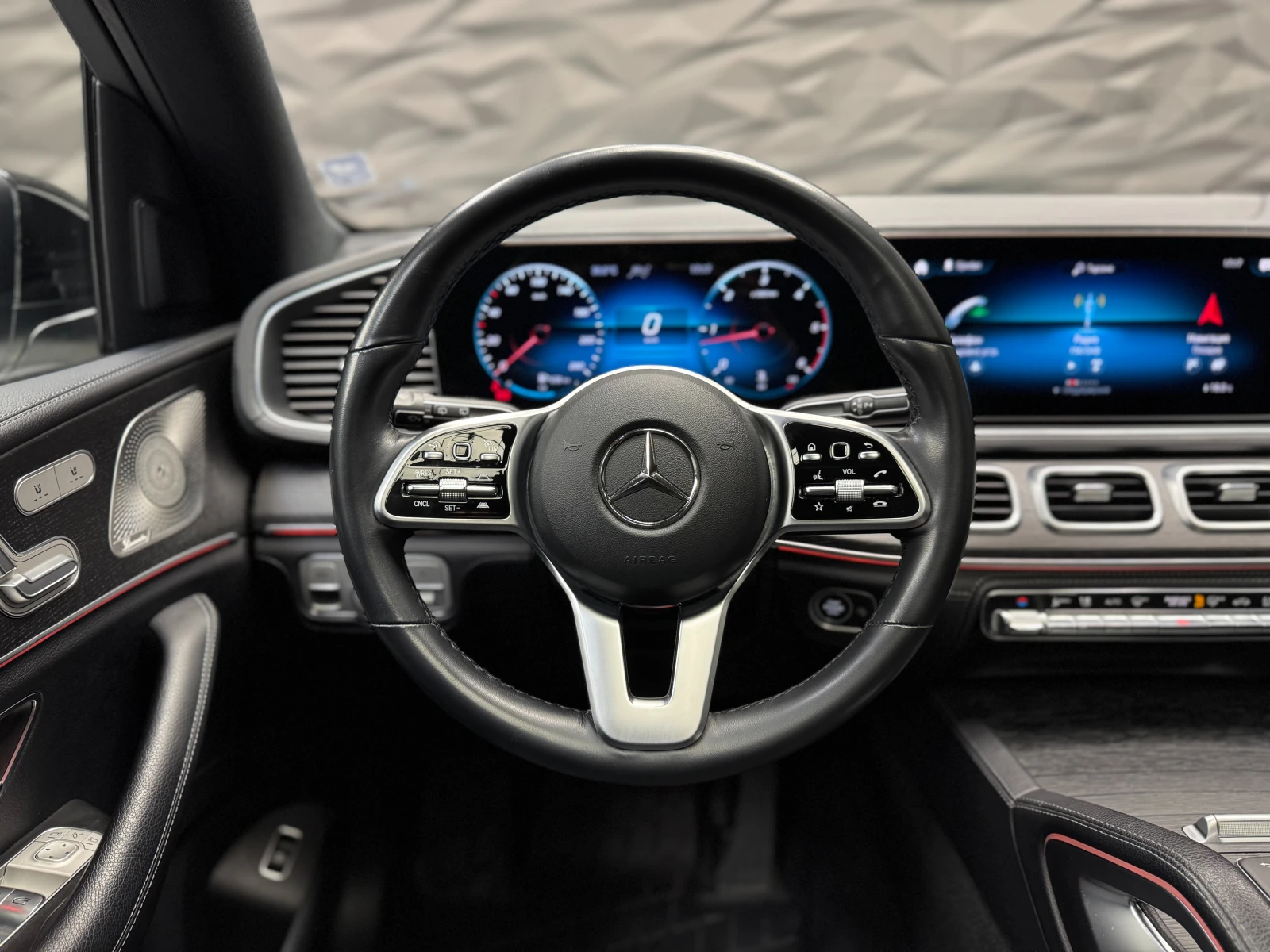Mercedes-Benz GLE 400 d 4Matic AMG* Camera* 360 Pano - изображение 6