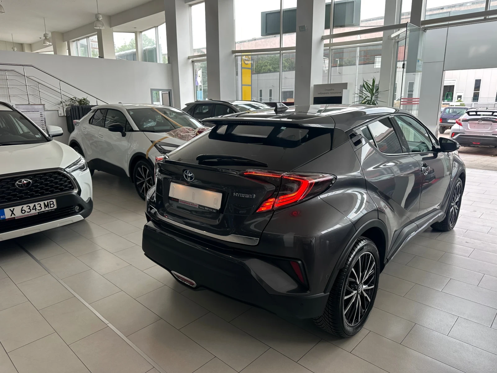 Toyota C-HR Classy - изображение 5