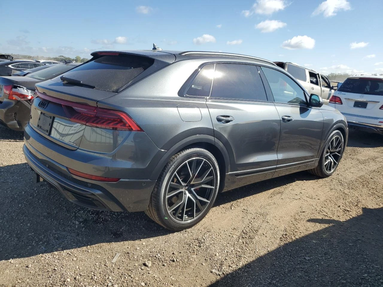 Audi Q8 PRESTIGE S-LINE - изображение 6