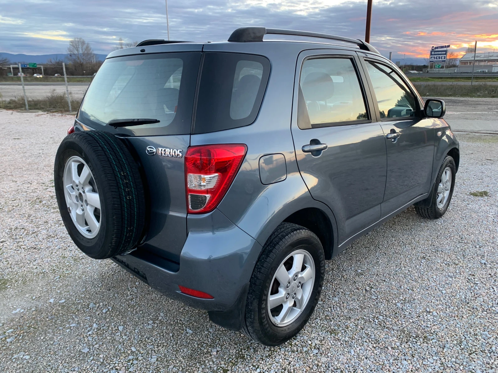 Daihatsu Terios 1.5b4x4 | Mobile.bg   4