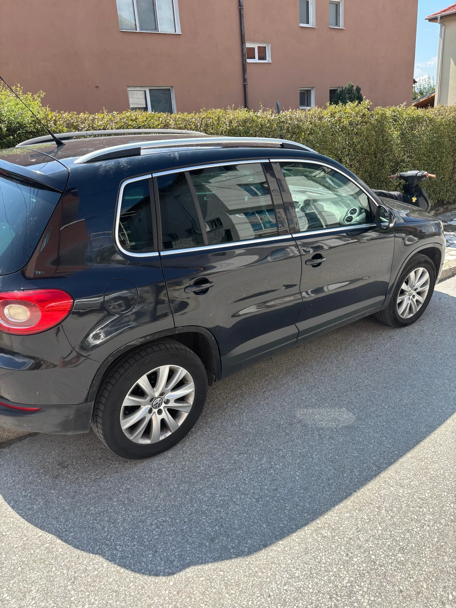 VW Tiguan, снимка 13 - Автомобили и джипове - 53599909