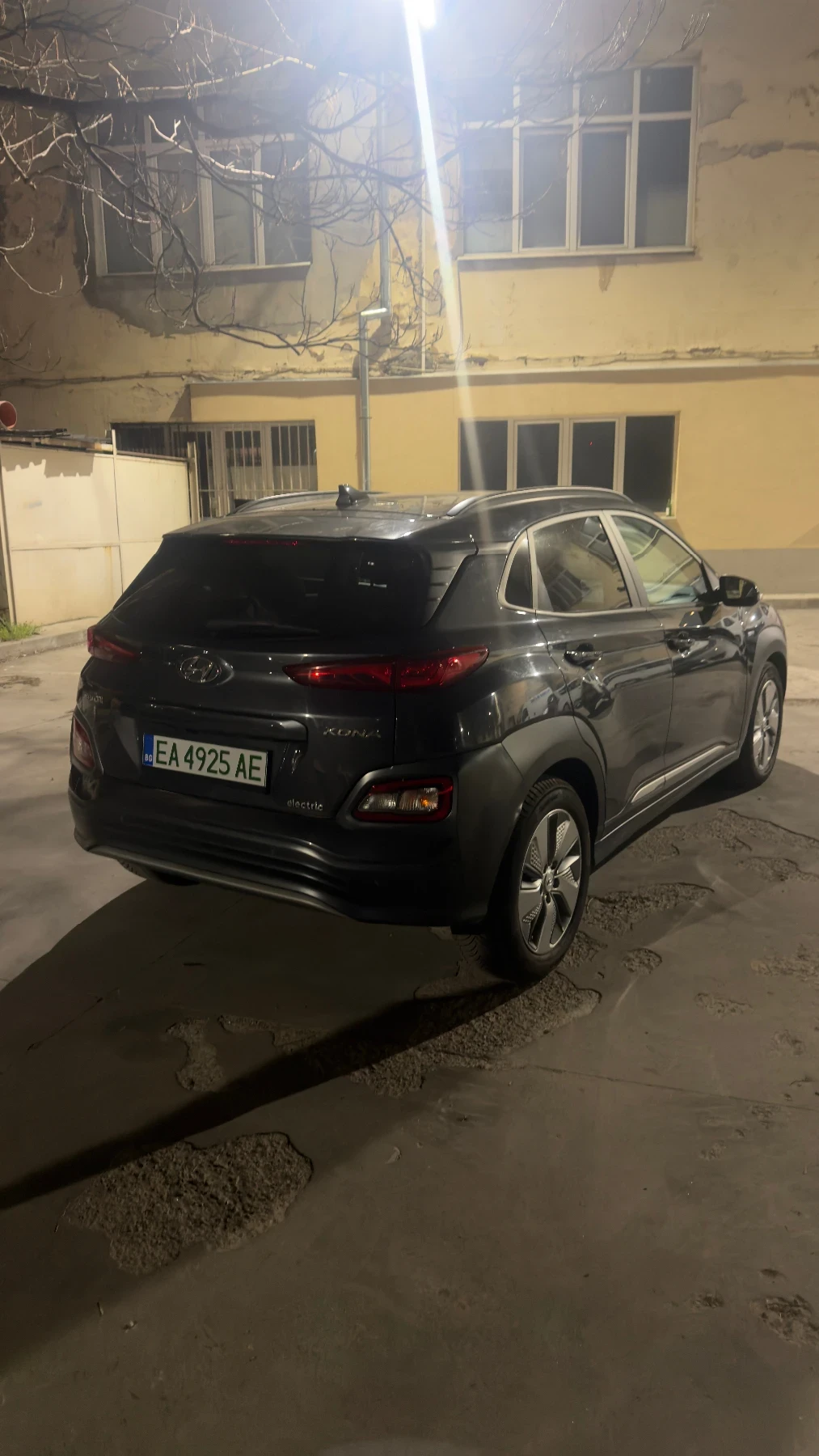 Hyundai Kona, снимка 5 - Автомобили и джипове - 53891529