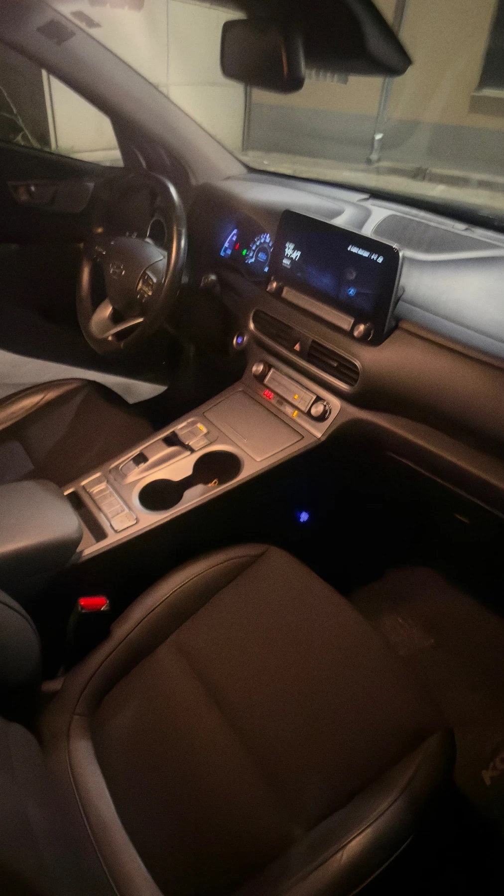 Hyundai Kona, снимка 4 - Автомобили и джипове - 53891529