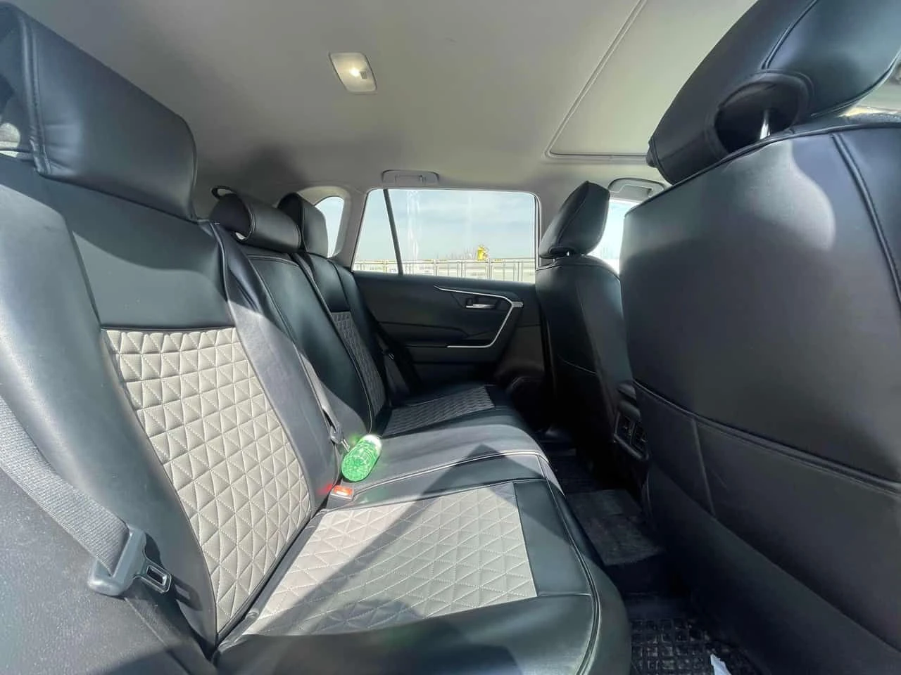 Toyota Rav4 * Hybrid XLE * CARFAX * 1 СОБСТВЕНИК * , снимка 10 - Автомобили и джипове - 54039676