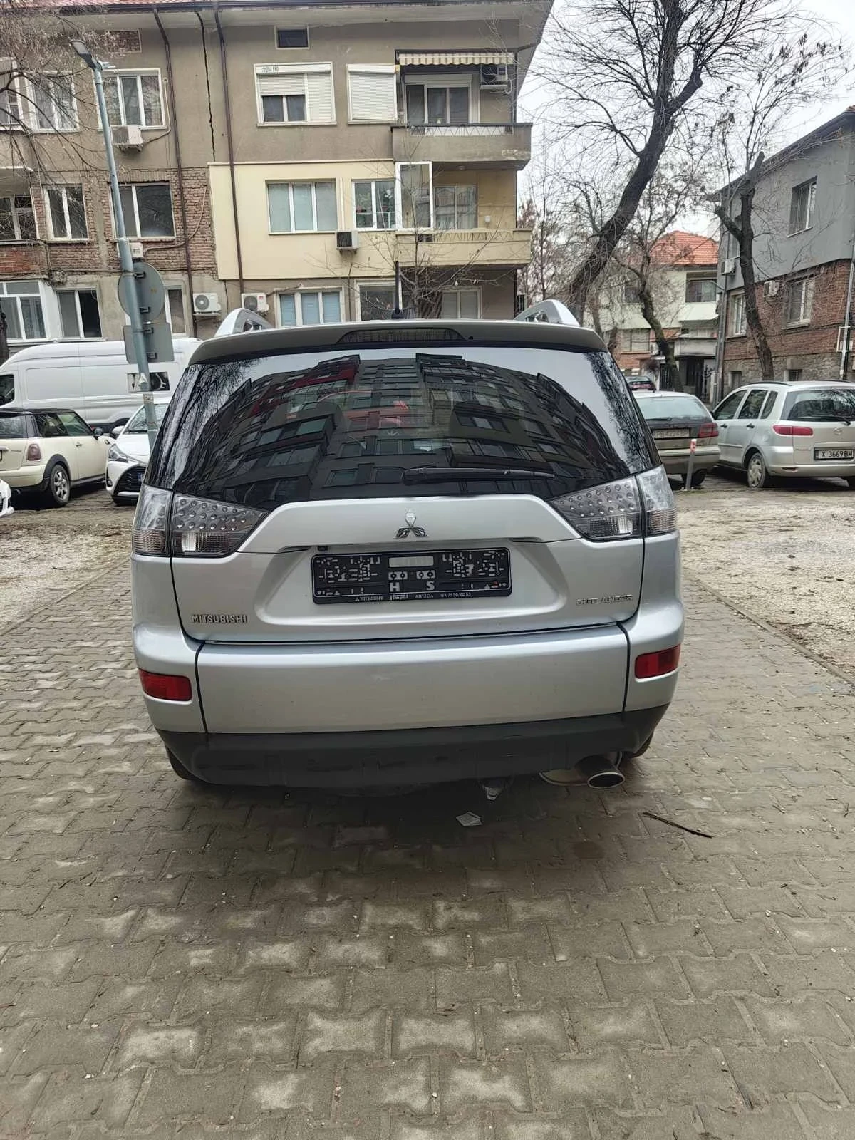 Mitsubishi Outlander 2.4 Автоматик/Газ 4х4/кожа, снимка 5 - Автомобили и джипове - 54041705