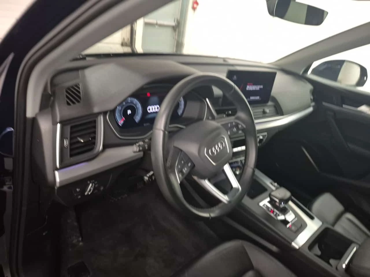 Audi Q5 PROGRESSIV| DISTRONIC| PANO| ПОДГРЕВИ| 2 КЛЮЧА, снимка 10 - Автомобили и джипове - 54435743