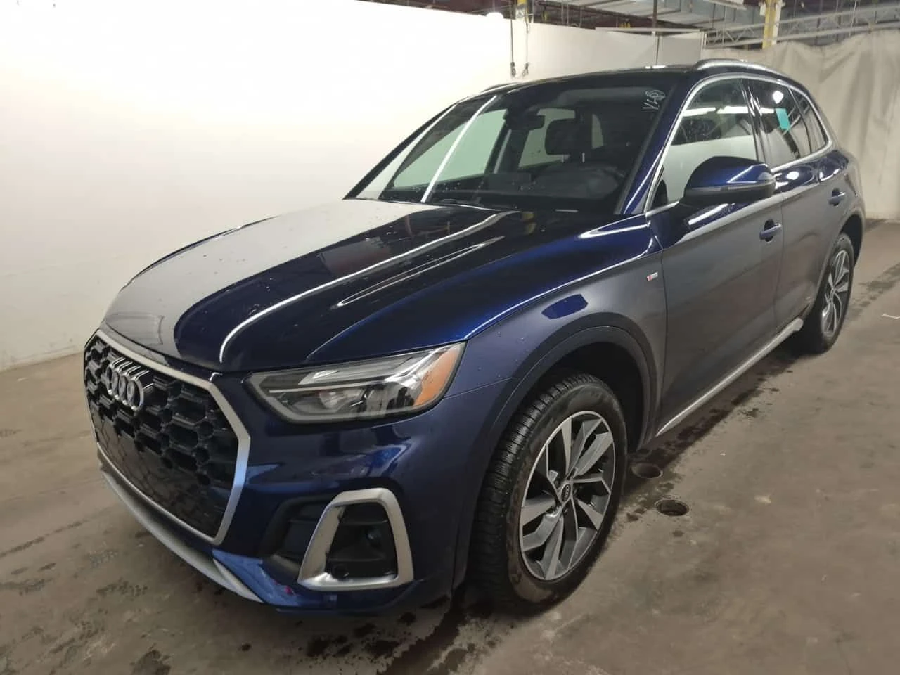 Audi Q5 PROGRESSIV| DISTRONIC| PANO| ПОДГРЕВИ| 2 КЛЮЧА