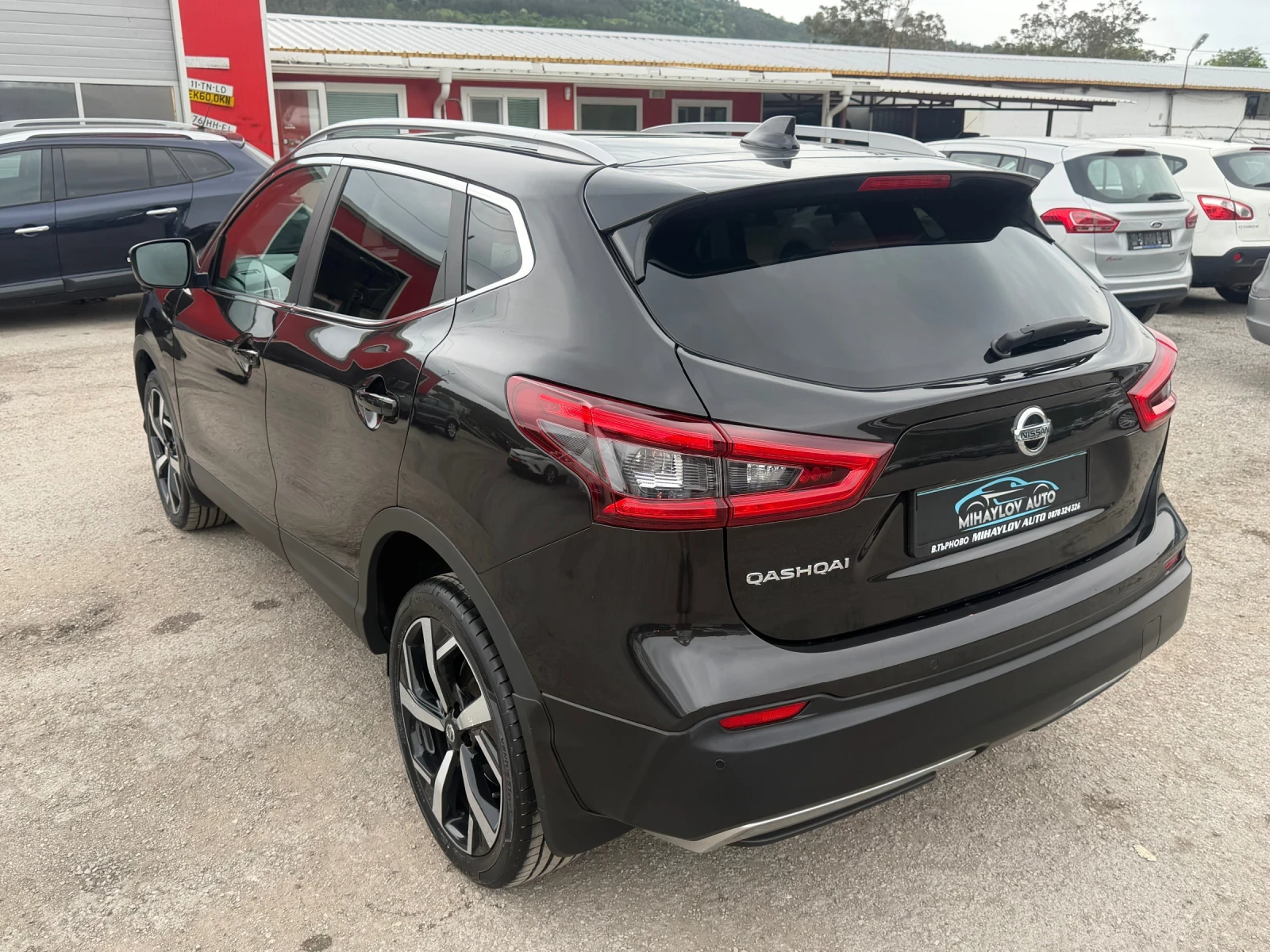 Nissan Qashqai 1.2i 109 000km КОЖА/ПАНОРАМА/ЕЛ.СЕДАЛКИ, снимка 5 - Автомобили и джипове - 54479284