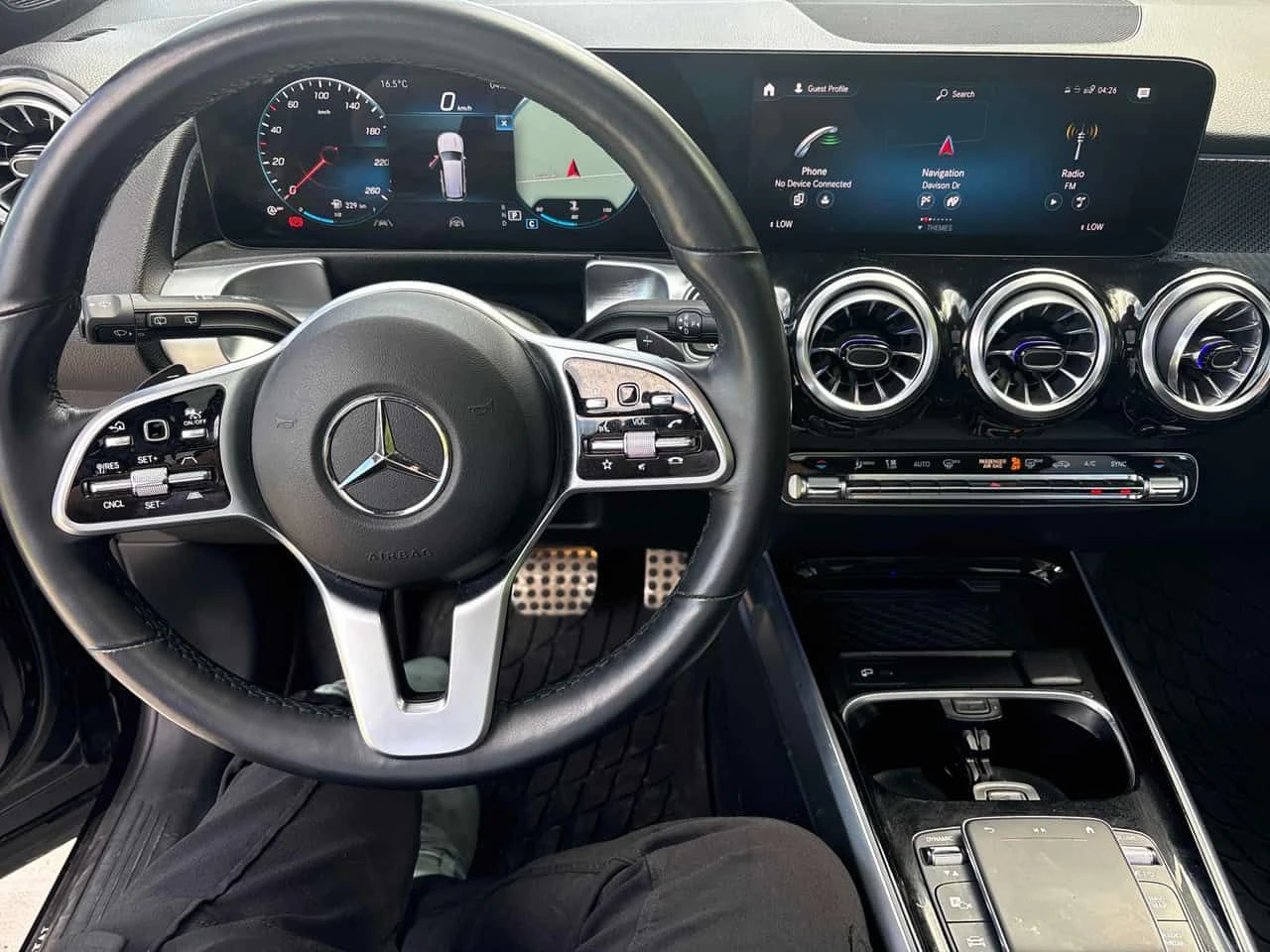 Mercedes-Benz GLB * 250 * АВТОКРЕДИТ БЕЗ ПЪРВОНАЧАЛНА ВНОСКА* , снимка 11 - Автомобили и джипове - 54828969