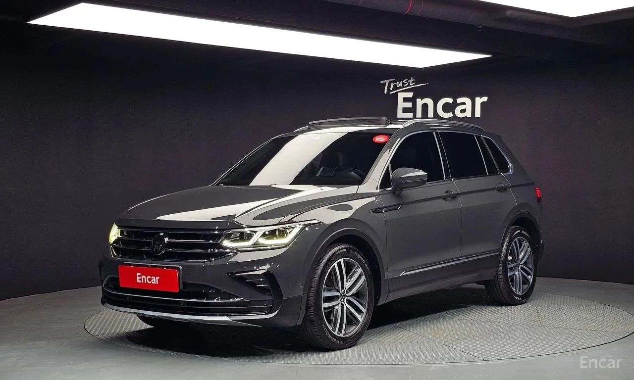 VW Tiguan 2.0 TDI Prestige | HUD | Адаптивен круиз | 360 