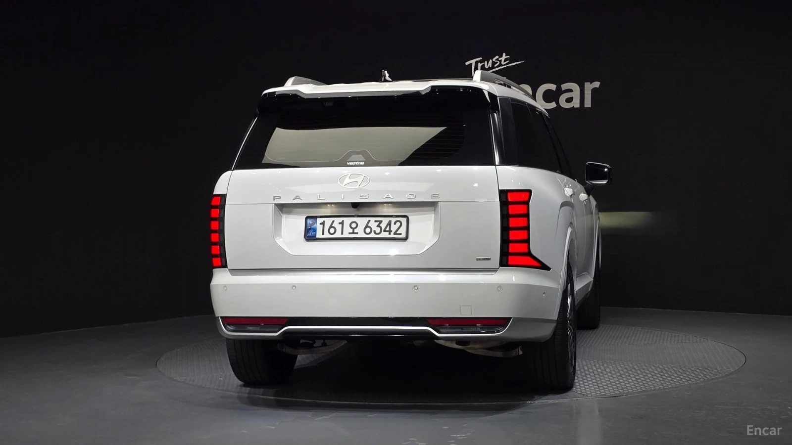 Hyundai Palisade 2.5T* 4WD* CALLIGRAPHY* МАСАЖИ* ПАНО* ПОДГР* ОБДУХ, снимка 4 - Автомобили и джипове - 55680401