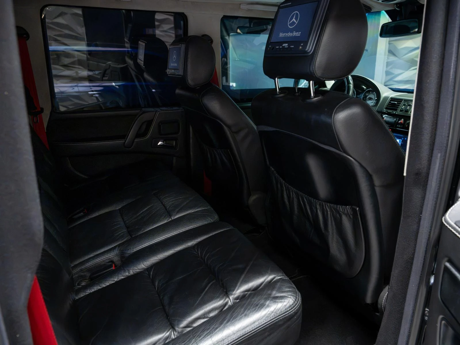 Mercedes-Benz G 500 GUARD* CARBON* ПОДГРЕВ* , снимка 9 - Автомобили и джипове - 56253740