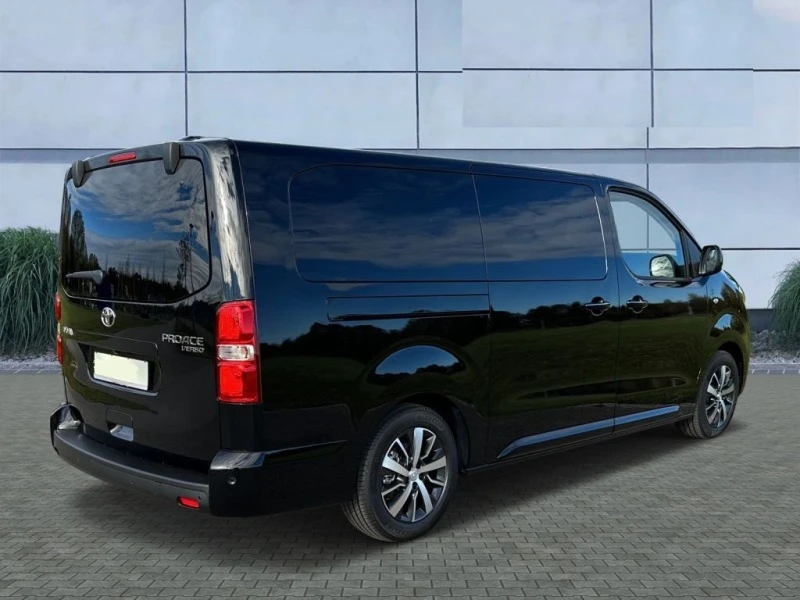 Toyota Proace Verso L2 Executive, снимка 2 - Бусове и автобуси - 43741905