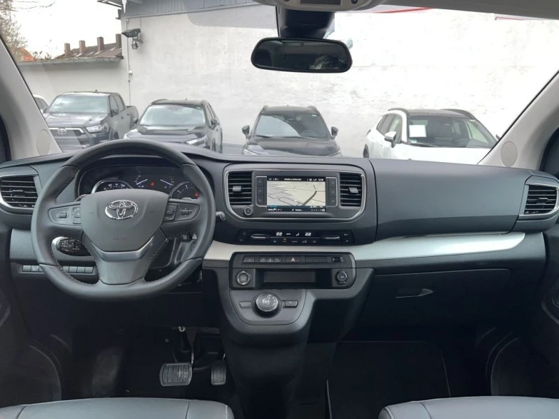 Toyota Proace Verso L2 Executive, снимка 8 - Бусове и автобуси - 43741905