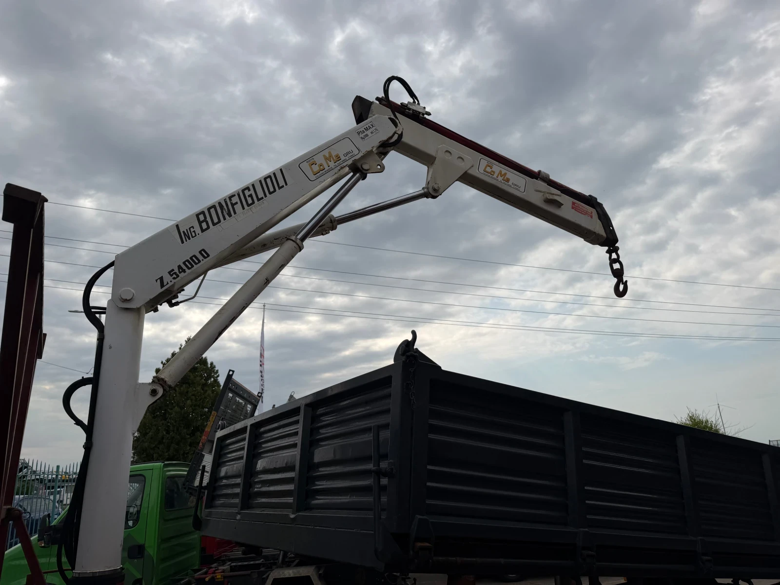 Iveco Daily 100E15* Тристранен самосвал + Кран, снимка 8 - Бусове и автобуси - 54354534