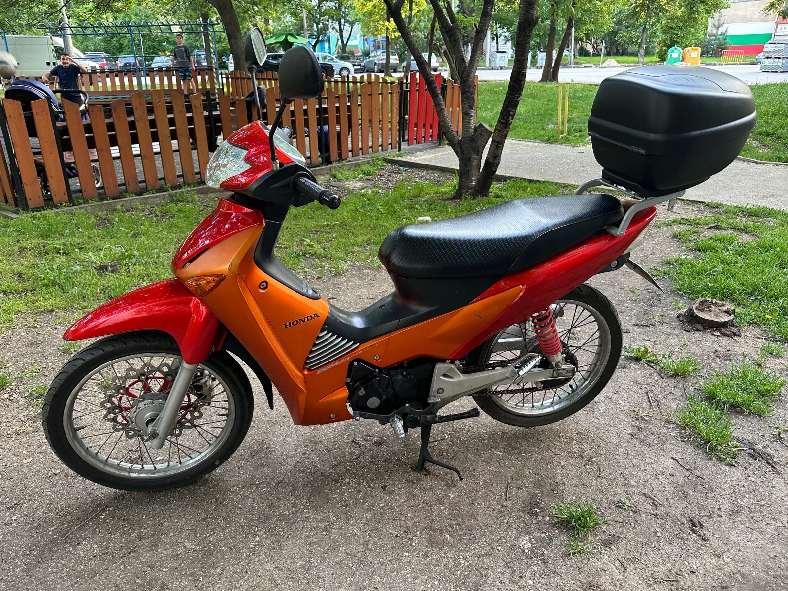 Honda ANF Innova 125 - изображение 2
