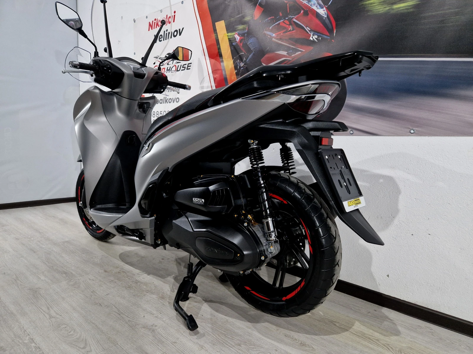 Honda Sh  350i SPORT ABS, LED, TC 2024г.!14085км!, снимка 5 - Мотоциклети и мототехника - 54934249