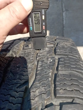 Гуми Зимни 215/75R16, снимка 8