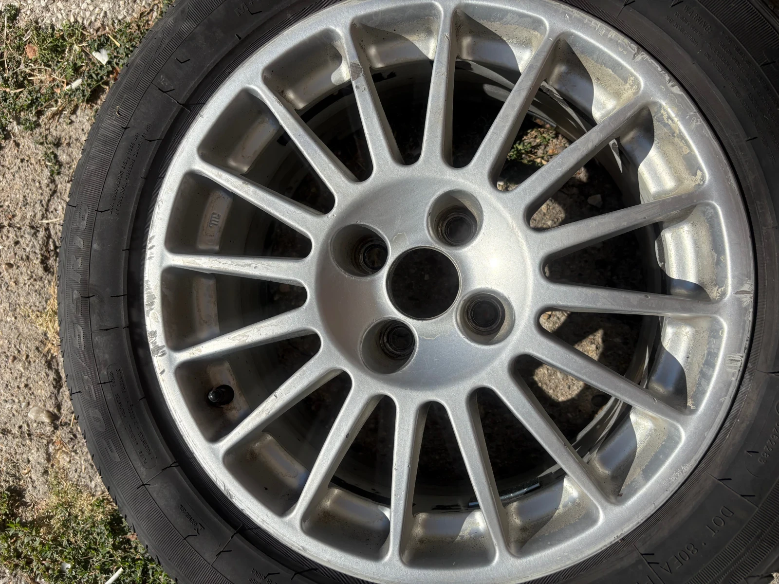 ���� � ������ 205/55R16 �� Toyota Corolla | Mobile.bg � ����������� 3
