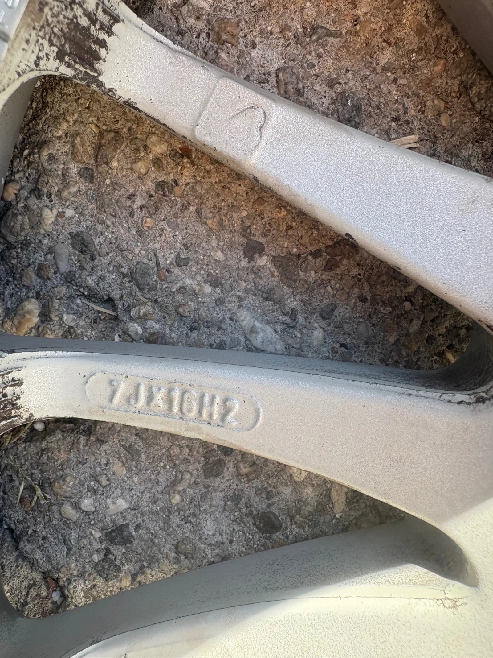 ���� � ������ 205/55R16 �� Toyota Corolla | Mobile.bg � ����������� 7