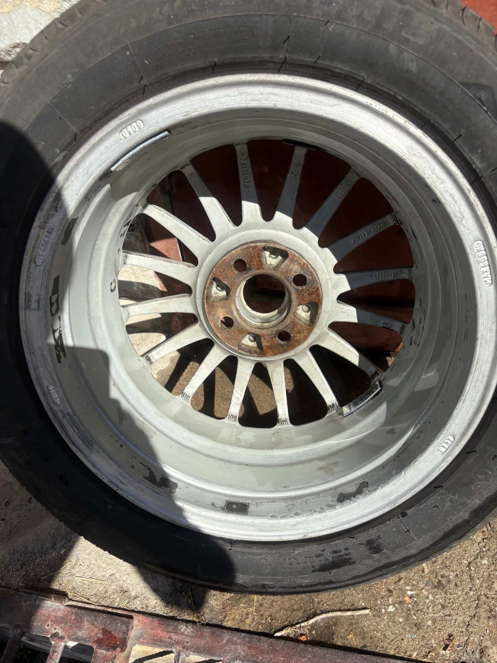 ���� � ������ 205/55R16 �� Toyota Corolla | Mobile.bg � ����������� 10