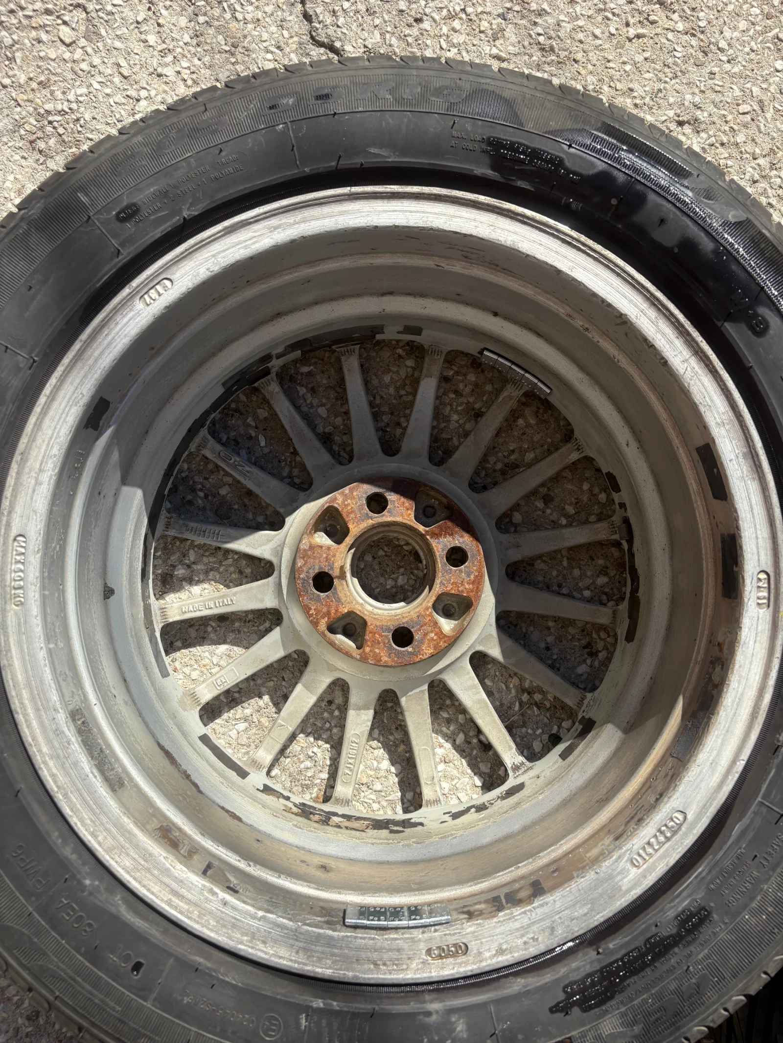 ���� � ������ 205/55R16 �� Toyota Corolla | Mobile.bg � ����������� 11