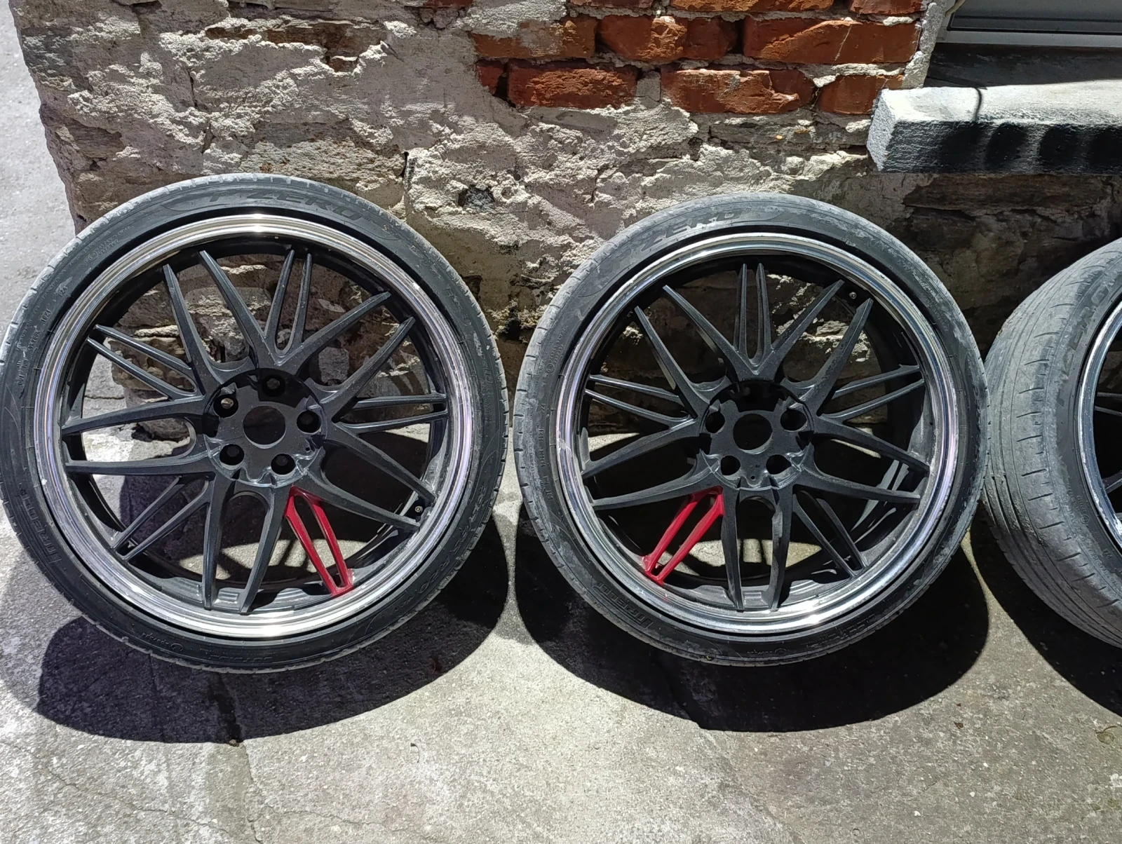 ���� � ������ 235/35R20 | Mobile.bg � ����������� 1