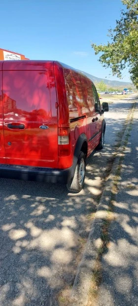 Ford Connect 1.8 tdci клима, снимка 6