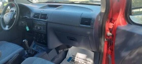 Ford Connect 1.8 tdci клима, снимка 9