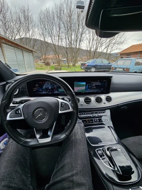 Mercedes-Benz E 220 4Matic AMG Night Pack Digital Heads Up, снимка 11