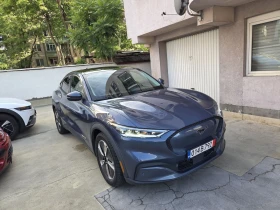 Ford Mustang Mach-E 4x4, снимка 3