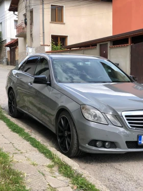 Mercedes-Benz E 200 Nardo Grey, снимка 1