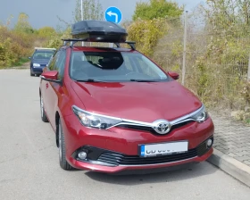 Toyota Auris , 1.6 бензин, снимка 1