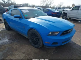 Ford Mustang 4l V6/V6 Premium