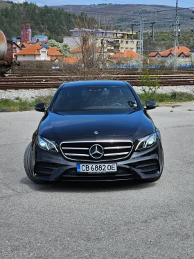 ����� �� �������� �� Mercedes-Benz E 220 4Matic AMG Night Pack Digital Heads Up