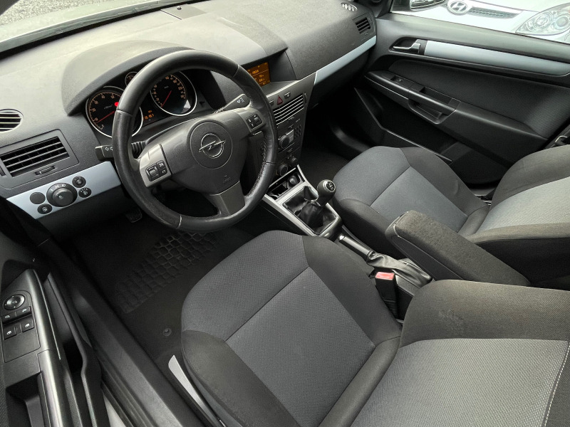 Opel Astra 1.6 twinport, снимка 10 - Автомобили и джипове - 46403643