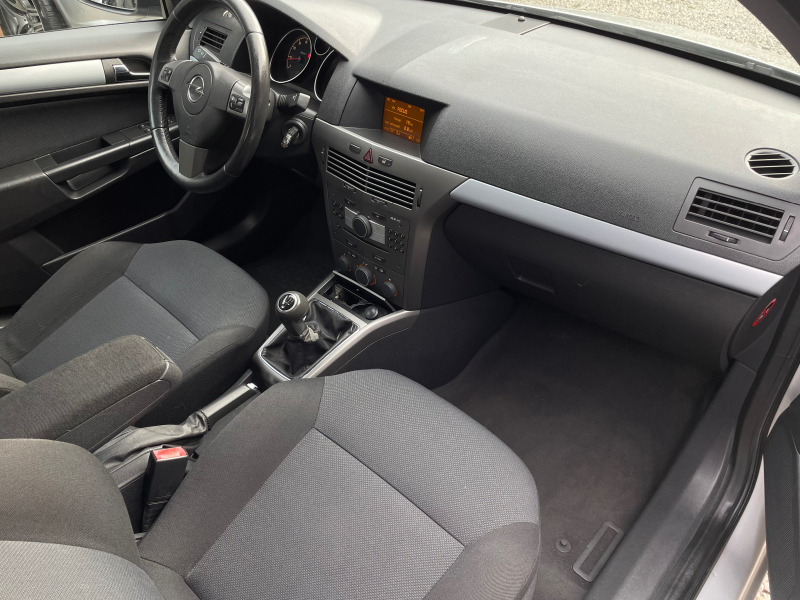 Opel Astra 1.6 twinport, снимка 8 - Автомобили и джипове - 46403643