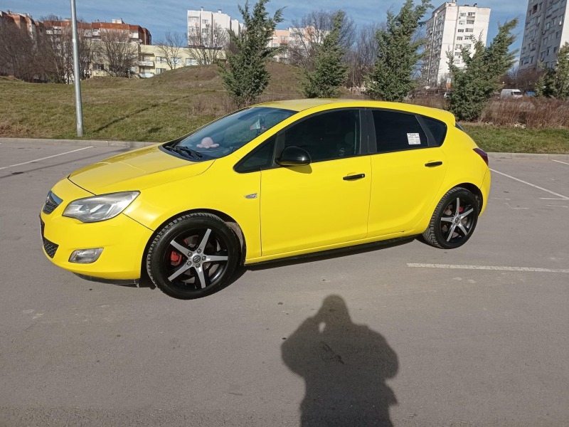 Opel Astra 1.7, снимка 2 - Автомобили и джипове - 46453071