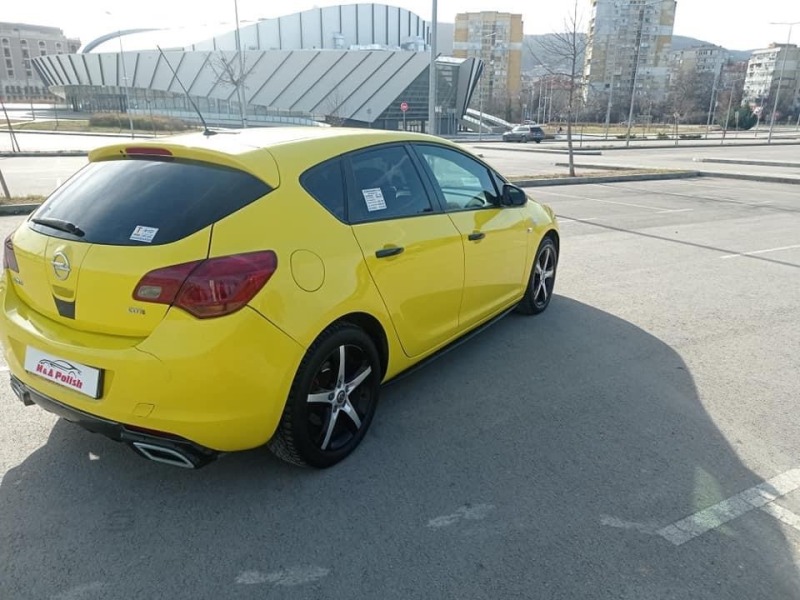Opel Astra 1.7, снимка 12 - Автомобили и джипове - 46453071