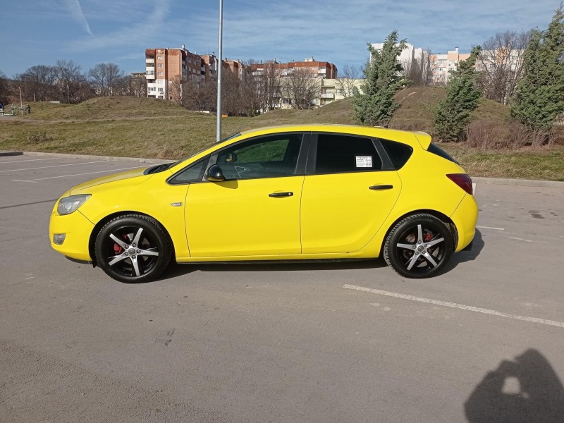 Opel Astra 1.7, снимка 3 - Автомобили и джипове - 46453071