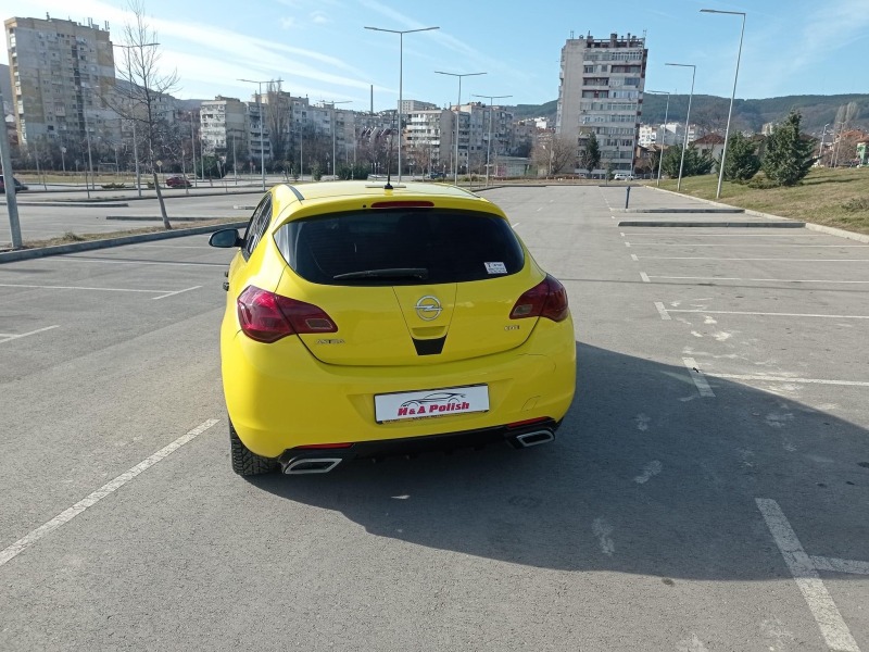 Opel Astra 1.7, снимка 6 - Автомобили и джипове - 46453071