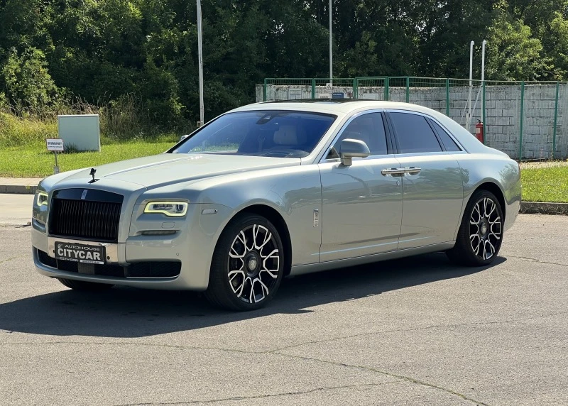 Rolls-Royce Ghost V12/ SERIES II/PANO/ HEAD UP/NIGHT VISION/ 360/ TV, снимка 3 - Автомобили и джипове - 46778438