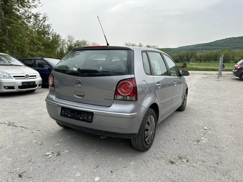 VW Polo 1.4/клима, снимка 8 - Автомобили и джипове - 47508672